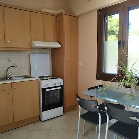 λακκί, εξαιρετική τοποθεσία Apartment
